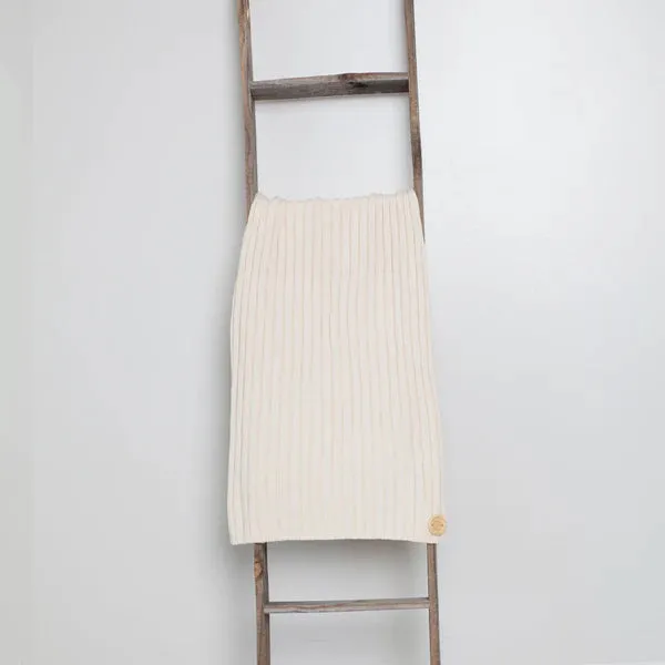 Bandeau Classic Ribbed Knit Blanket