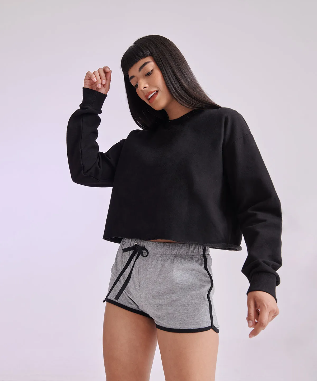Black - Women's cropped slounge sweat